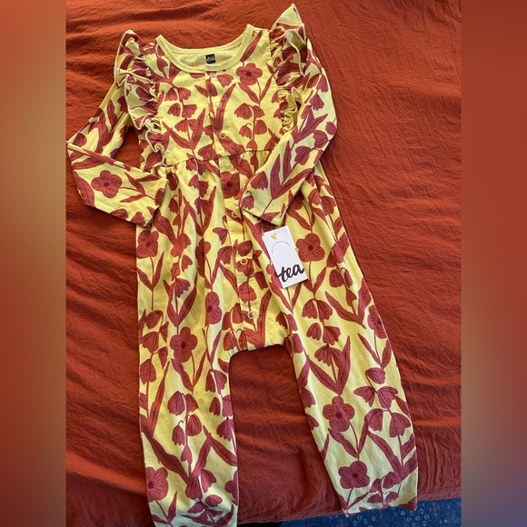 NWT Tea Collection Floral Ruffle Romper - Picture 3 of 5